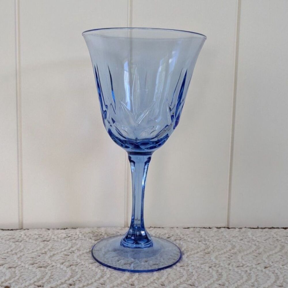 Vintage Avon American Blue Classics Glass Goblet - Set of 1